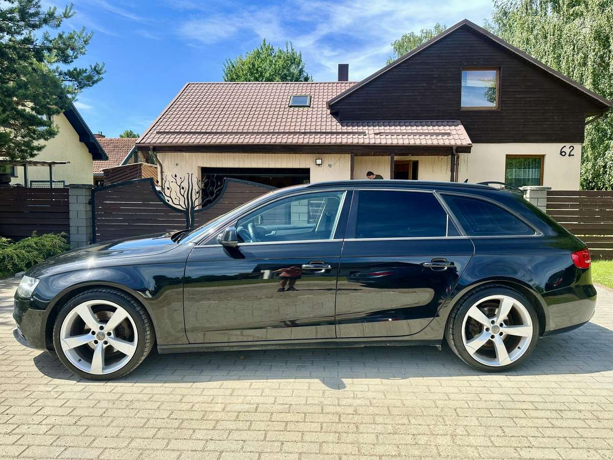 Audi A4, 2.0 l., Универсал