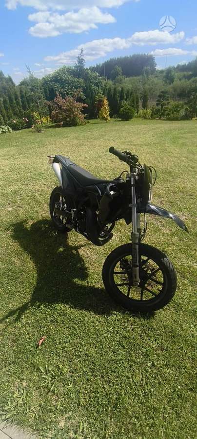Derbi Senda 49cc, supermoto