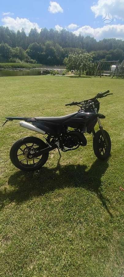 Derbi Senda 49cc, supermoto