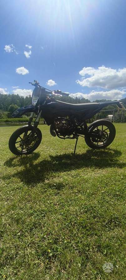 Derbi Senda 49cc, supermoto