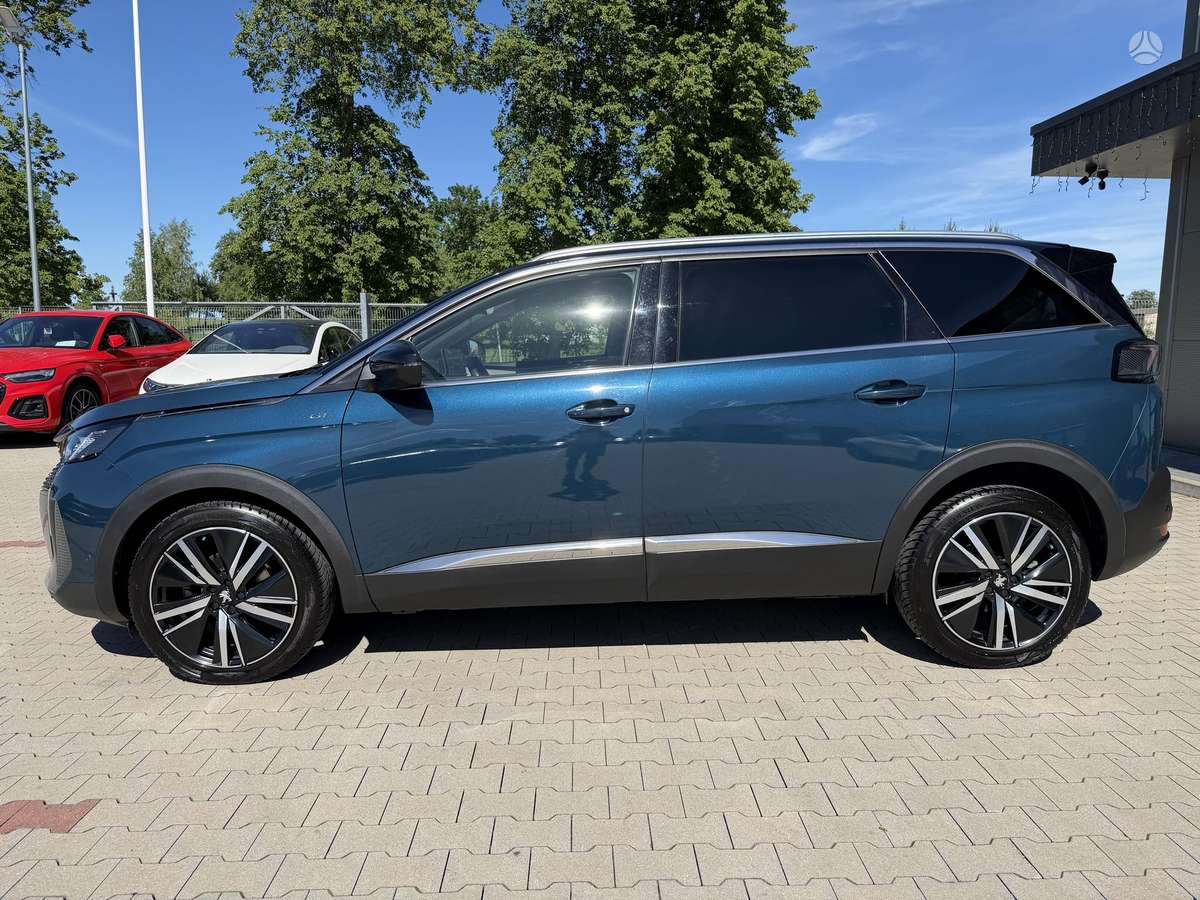 Peugeot 5008 - 8