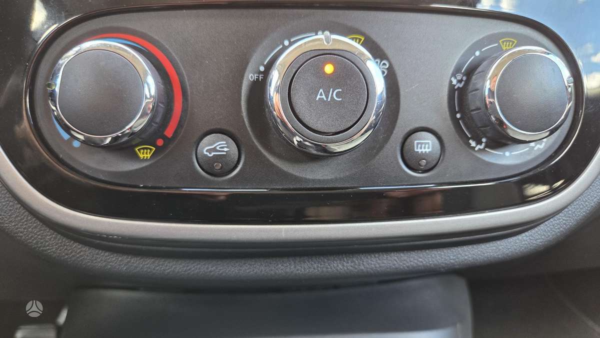 Renault Captur - 12