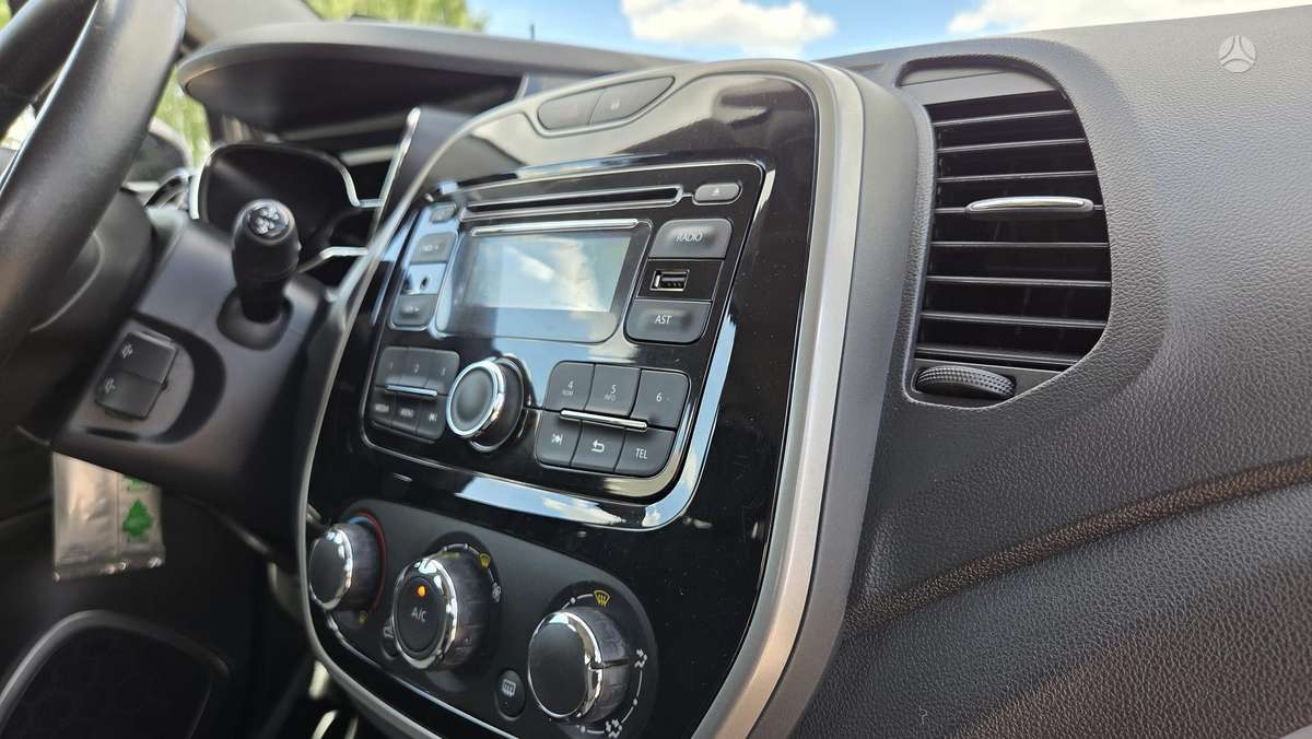 Renault Captur, 0.9 l., off-road / crossover