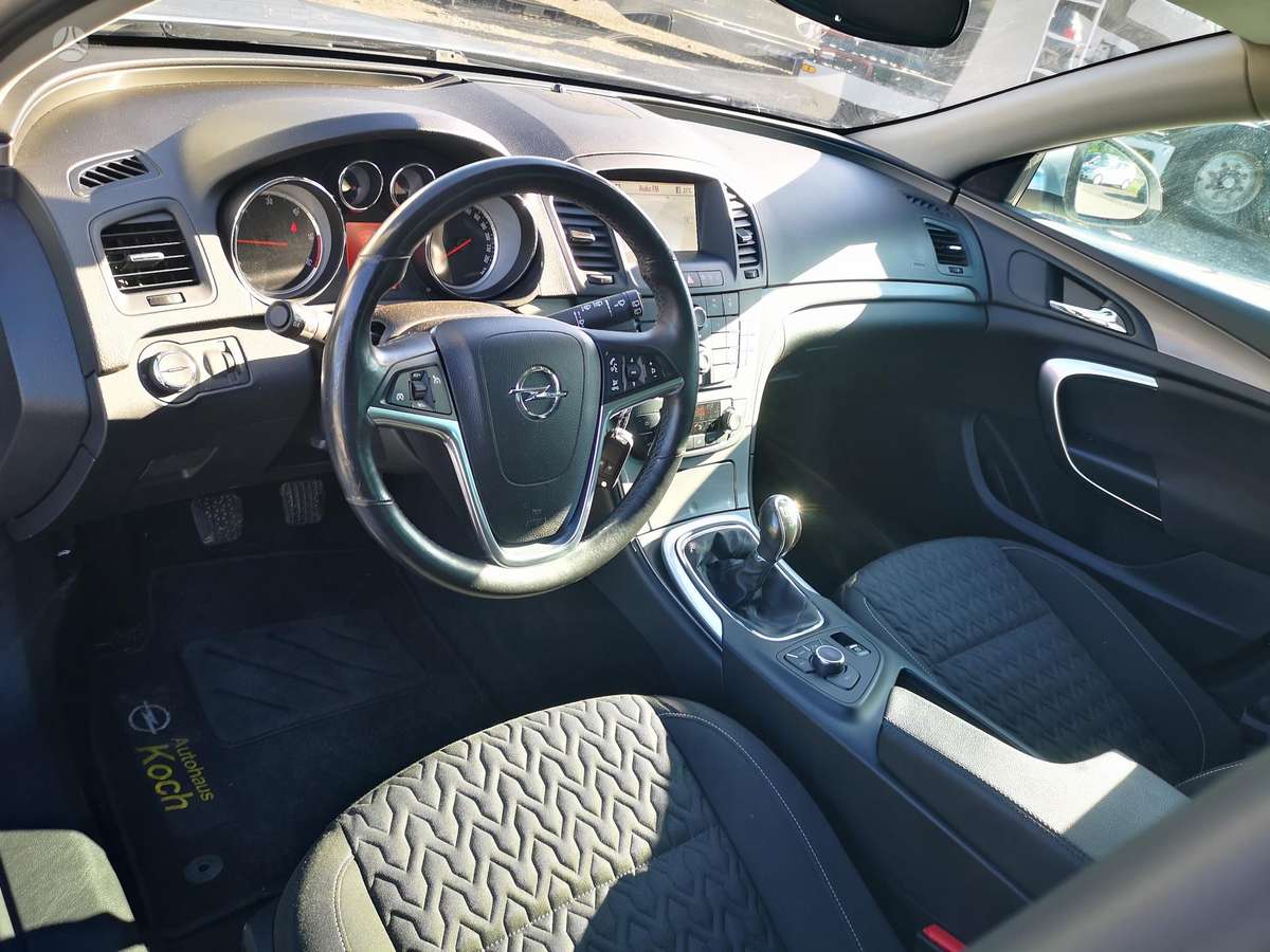 Opel Insignia, 2.0 l., Универсал