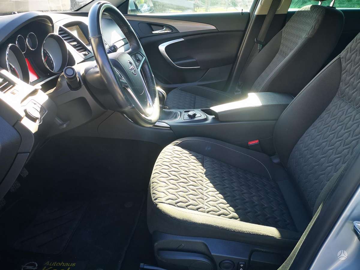 Opel Insignia, 2.0 l., Универсал