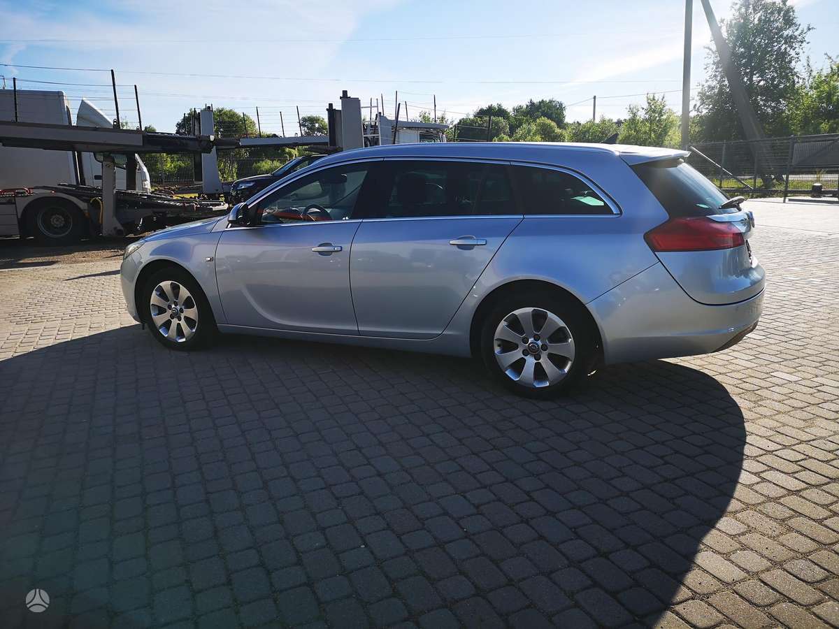 Opel Insignia, 2.0 l., Универсал