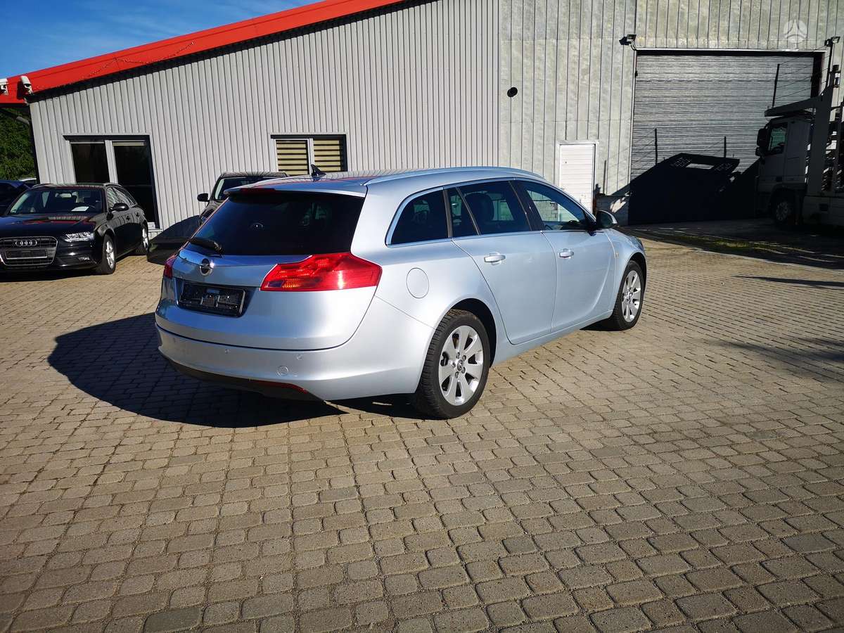 Opel Insignia, 2.0 l., Универсал