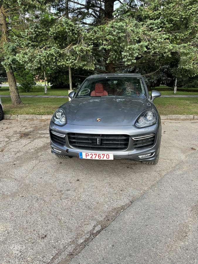 Porsche Cayenne детали кузова