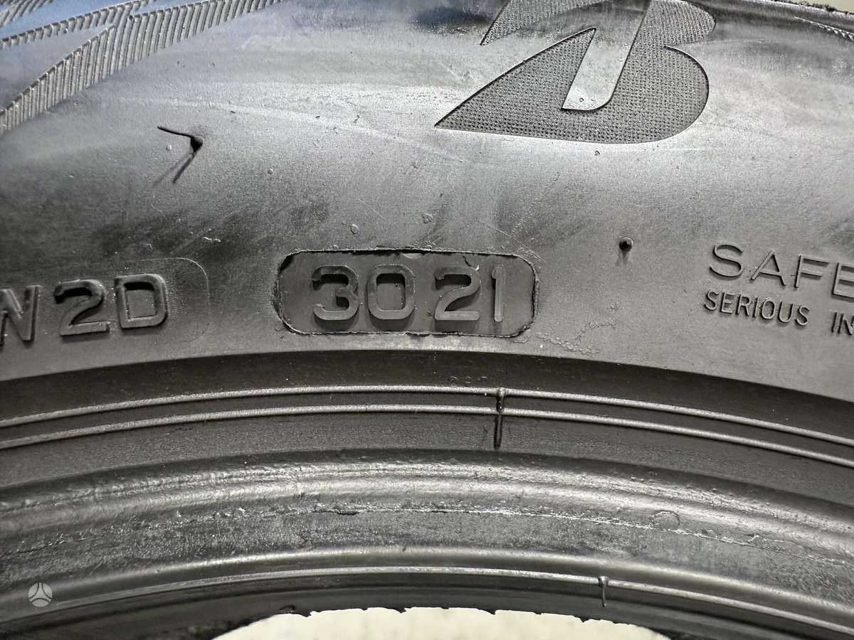 Bridgestone Blizzak lm005, зимние 225/55 R17