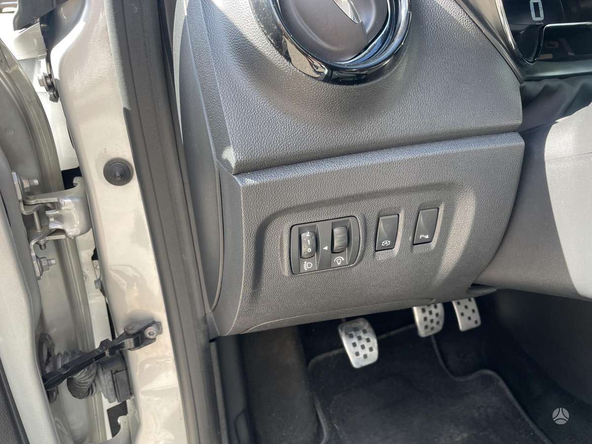 Renault Captur, 1.5 l., Минивэн