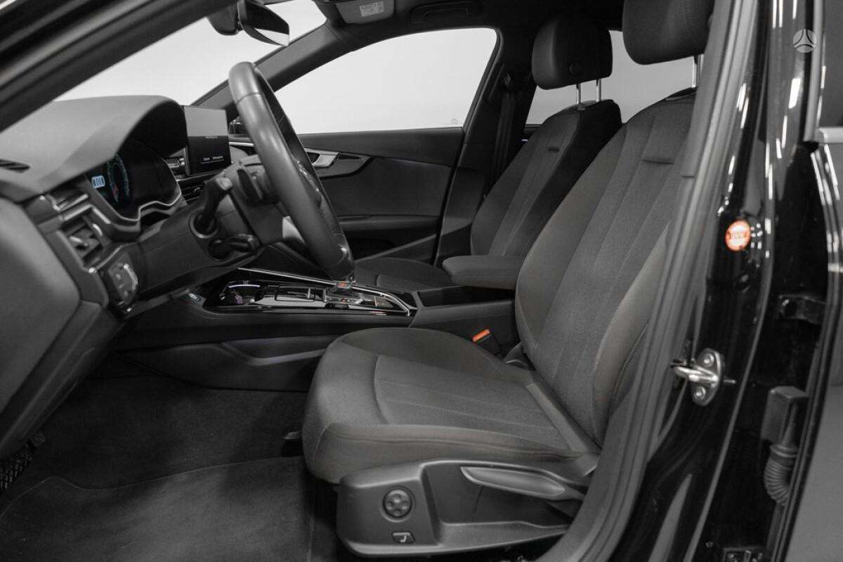 Audi A4, 2.0 l., Универсал
