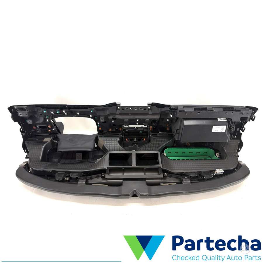 Ford Mustang, MLJ8BA044L00AB, dashboard