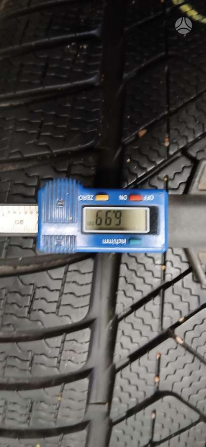 Pirelli, žieminės 275/40 R18