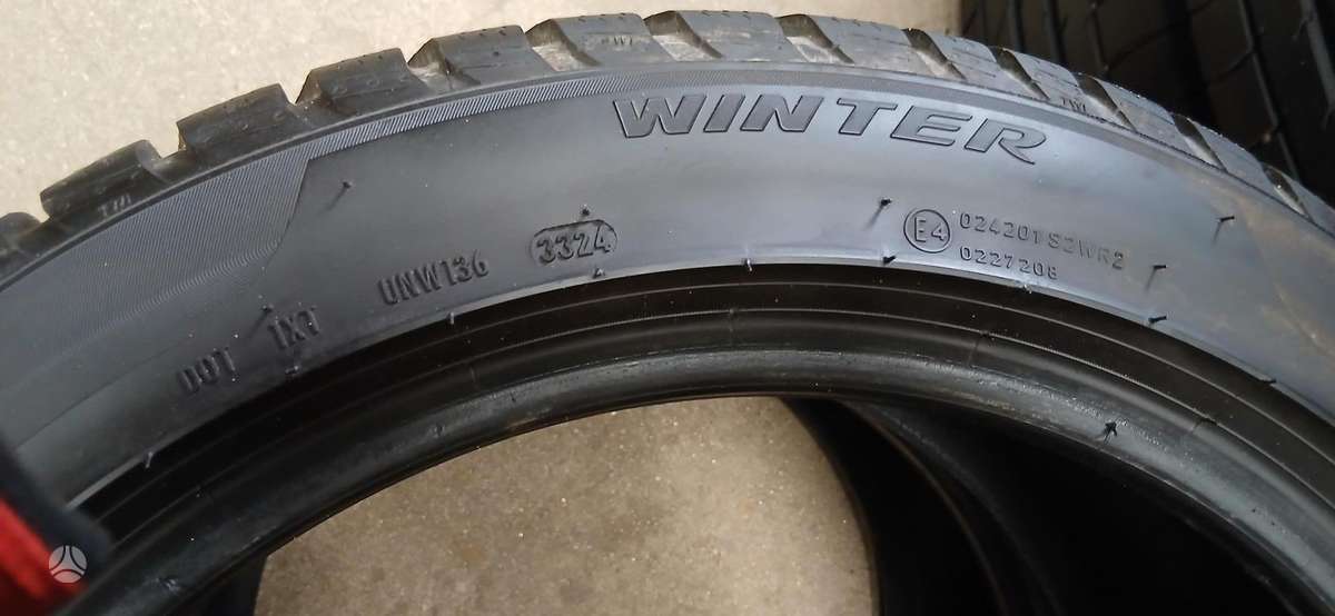 Pirelli, winter 275/40 R18