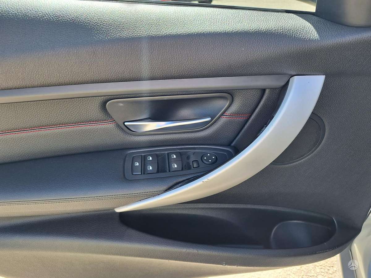 BMW 320, 2.0 l., universalas