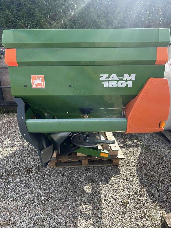 Amazone ZA-M 1501, spreaders