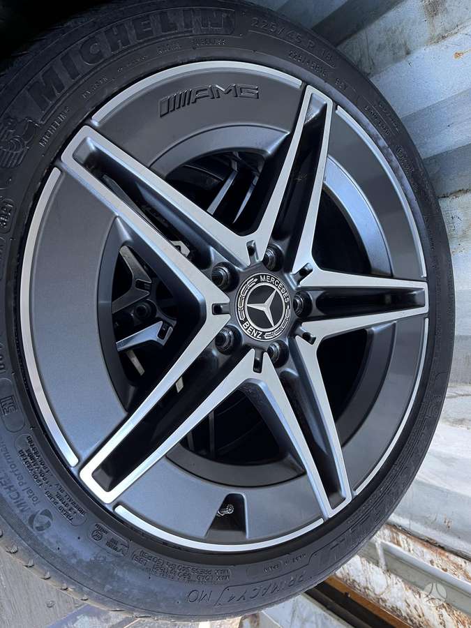 Mercedes-Benz, light alloy, R18
