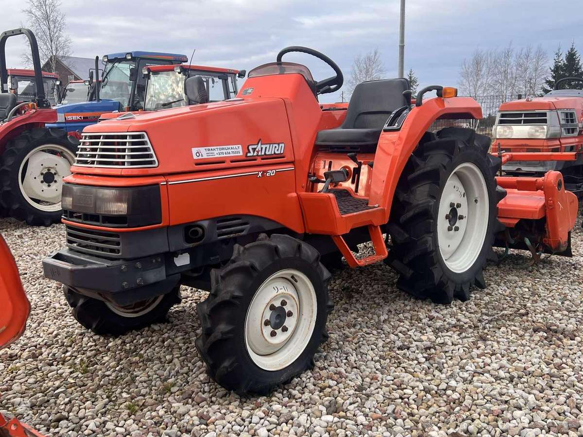 Kubota ĮVAIRIŲ MODELIŲ, тракторы