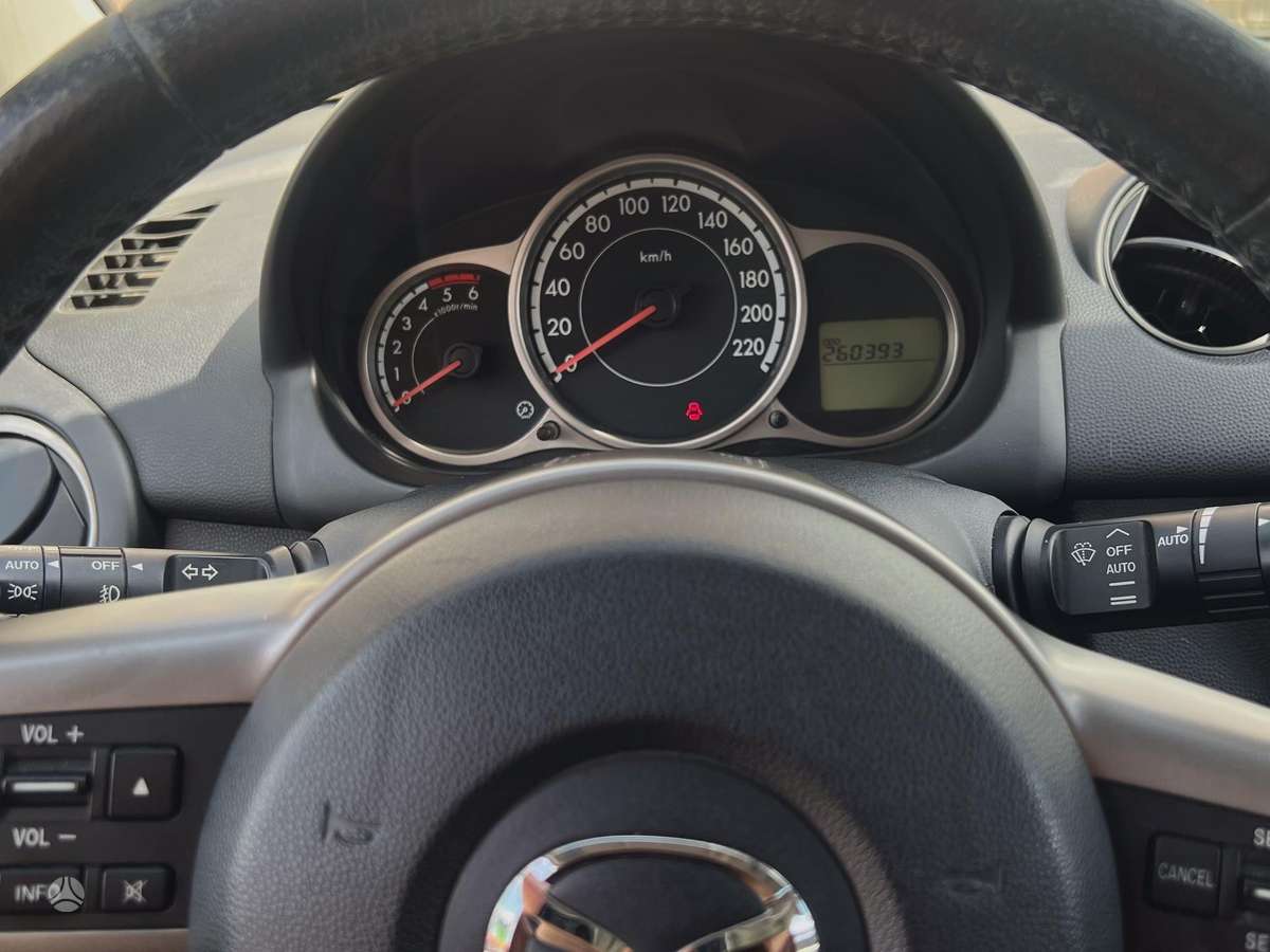 Mazda 2, 1.6 l., Хэтчбек