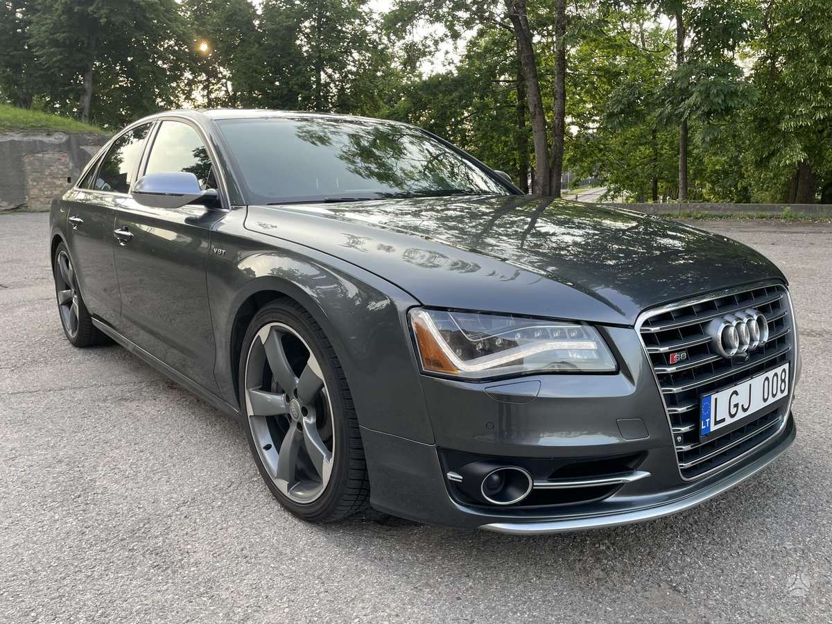 Audi S8, 4.0 l., Седан