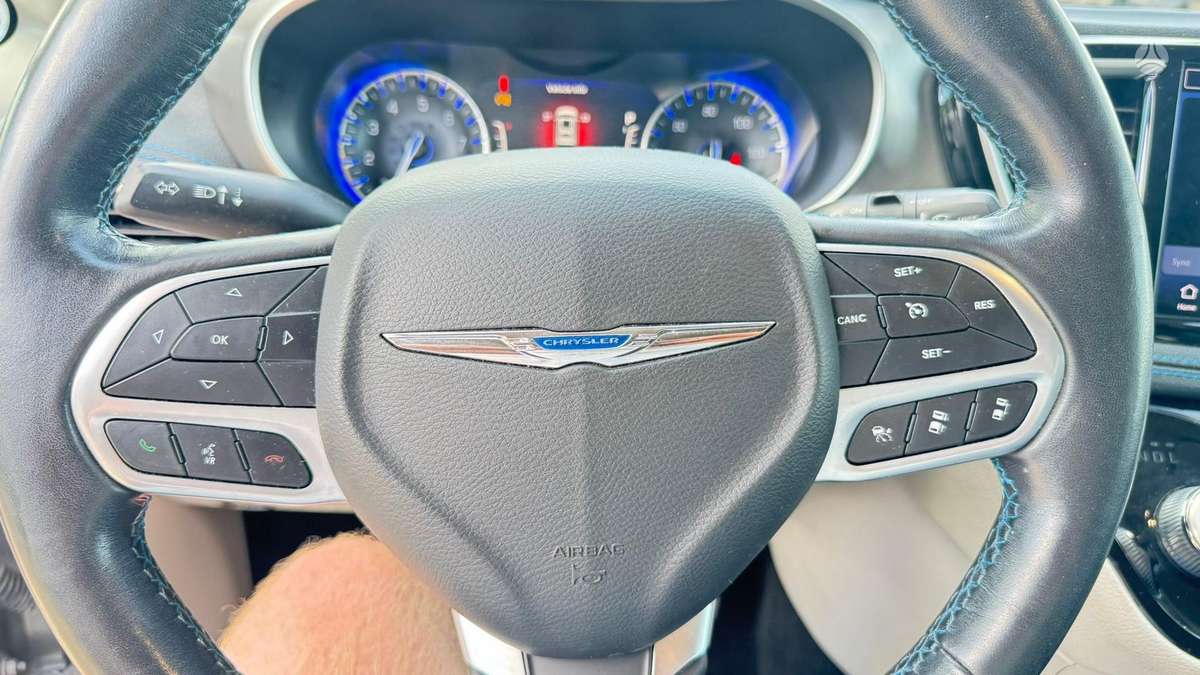 Chrysler Pacifica, 3.6 l., Минивэн