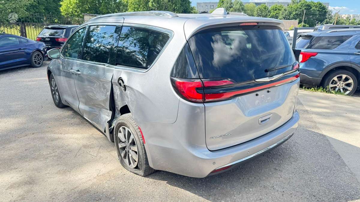 Chrysler Pacifica, 3.6 l., Минивэн