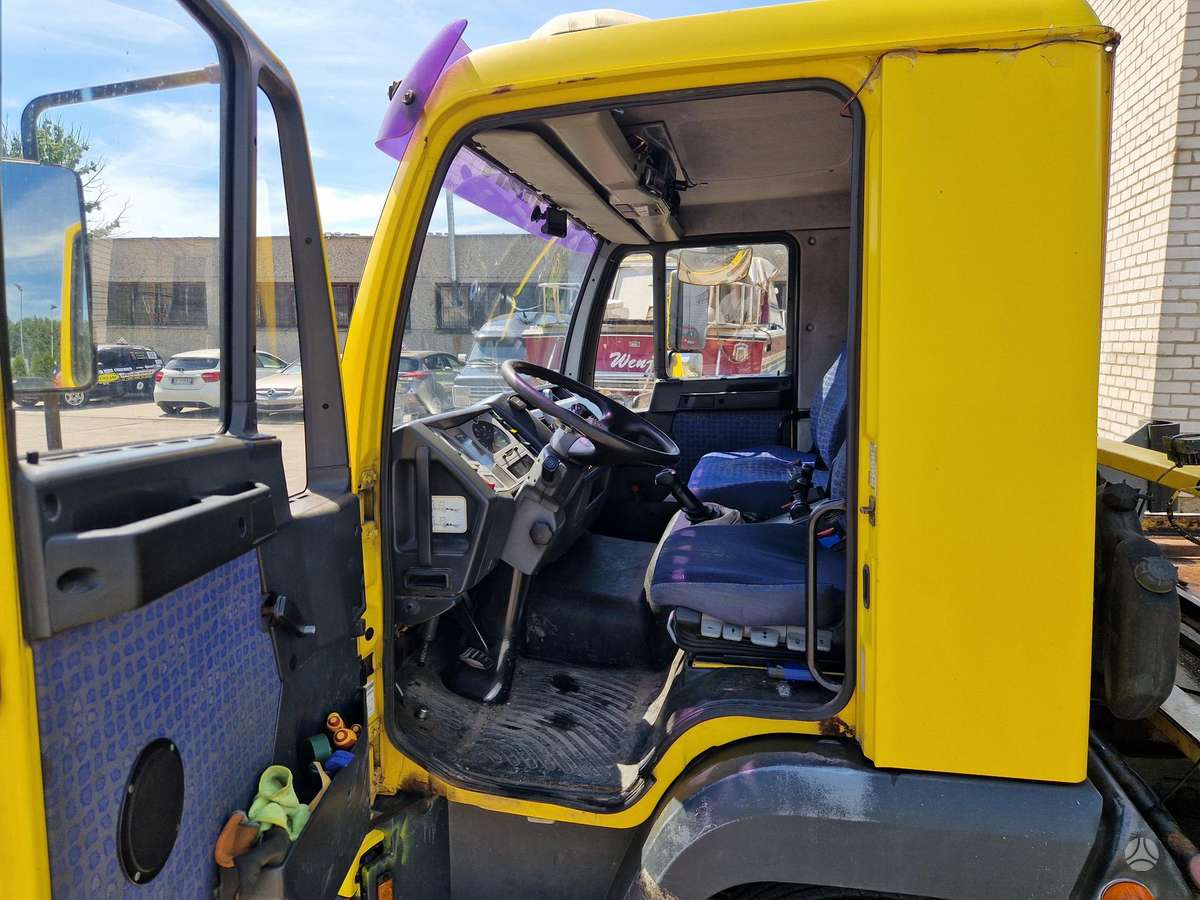 MAN LE 8.150 4×2 BB, auto transporters