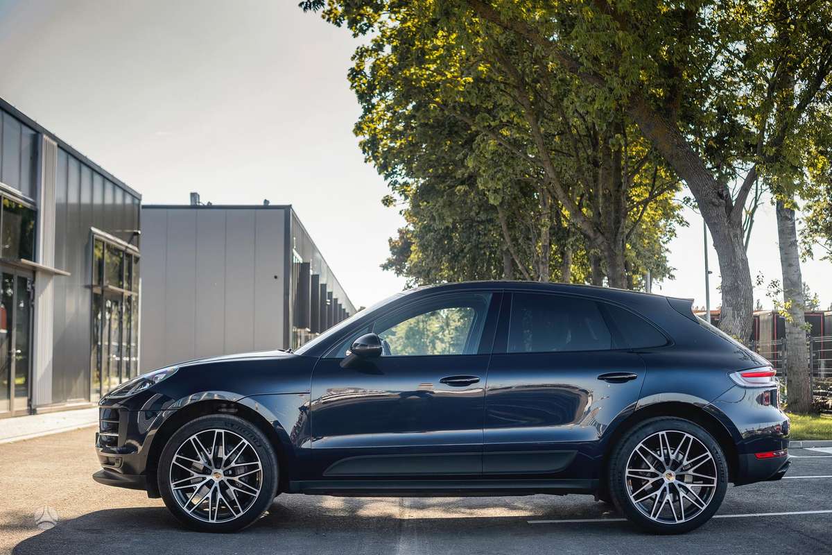 Porsche Macan - 3