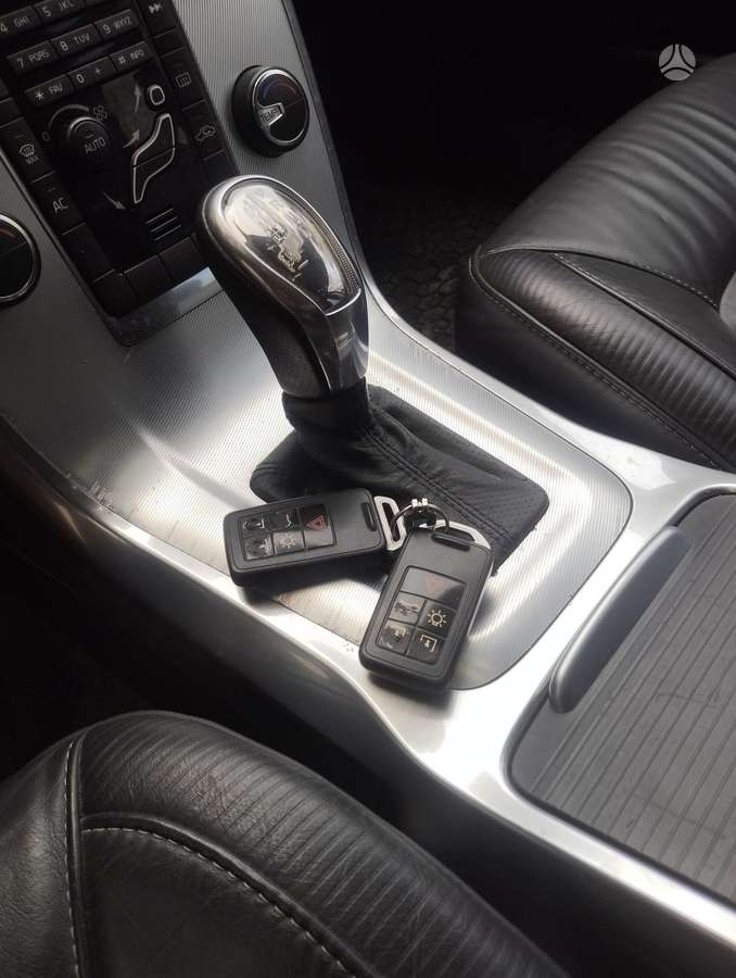 Volvo V70, 2.4 l., Универсал