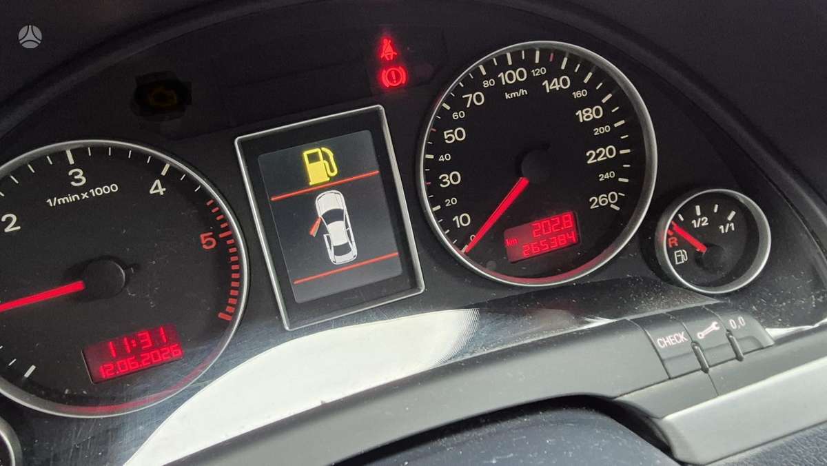 Audi A4, 2.7 l., Седан