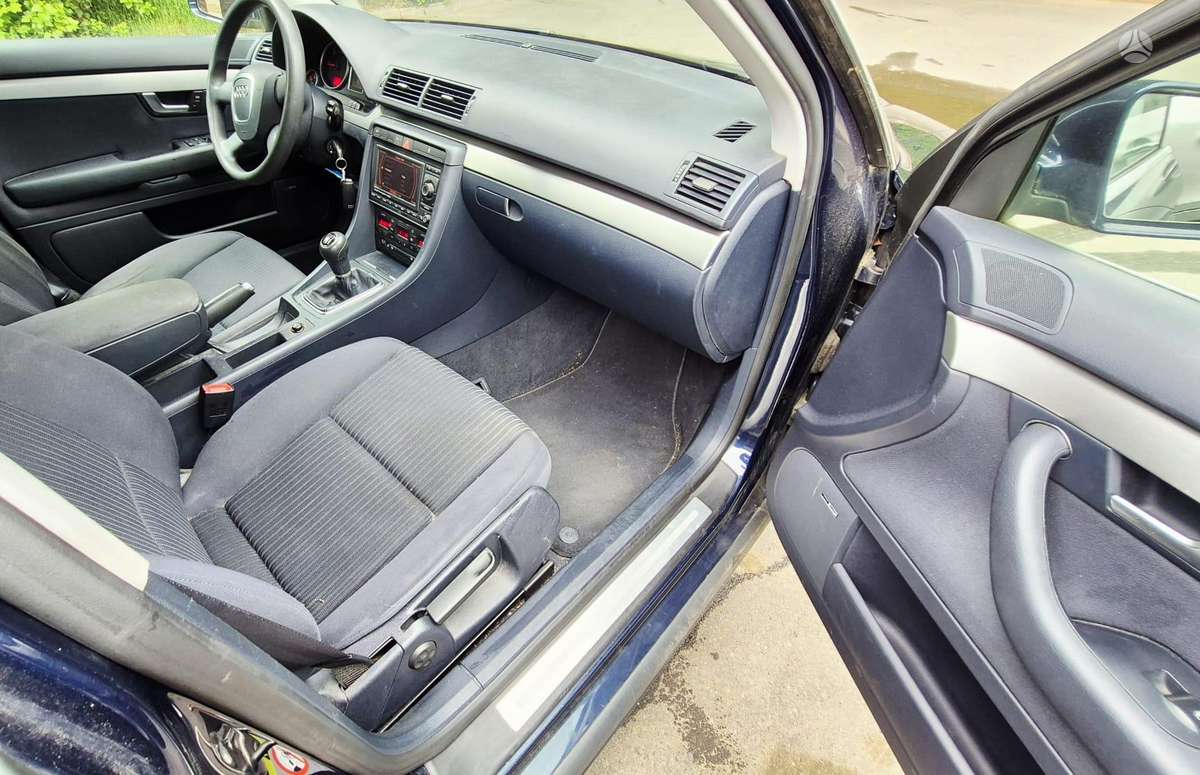 Audi A4, 2.7 l., Седан