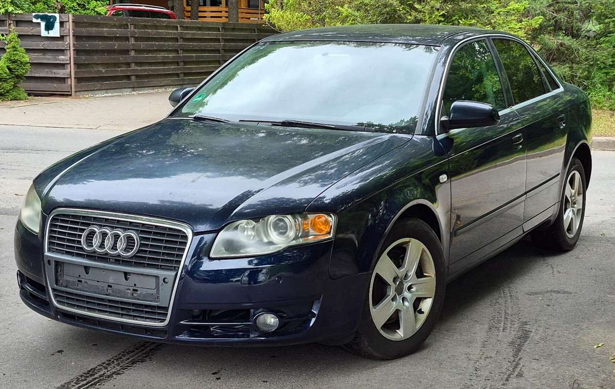Audi A4, 2.7 l., Седан
