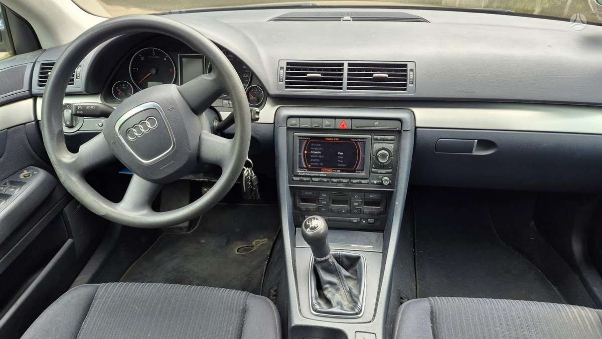 Audi A4, 2.7 l., Седан