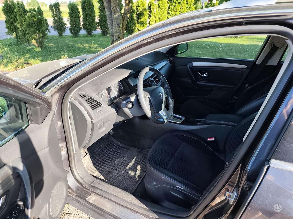 Renault Laguna, 2.0 l., universalas