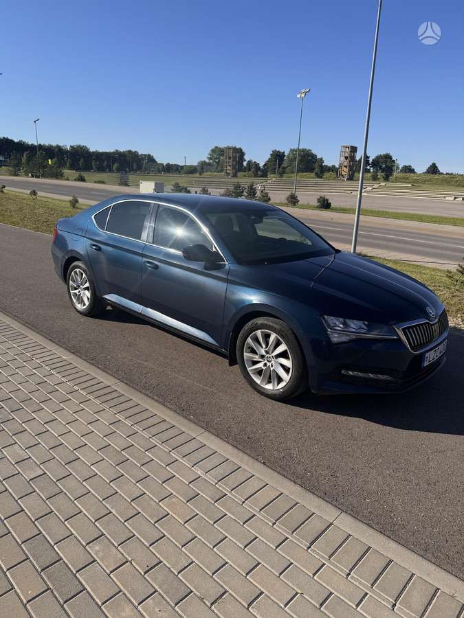Skoda Superb, 1.5 l., hatchback