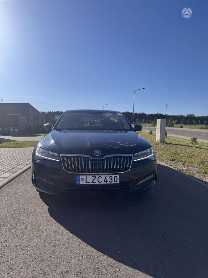 Skoda Superb, 1.5 l., hatchback