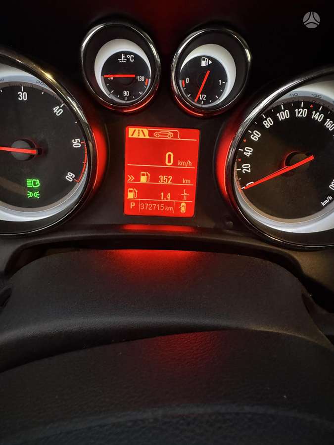 Opel Astra, 2.0 l., universalas