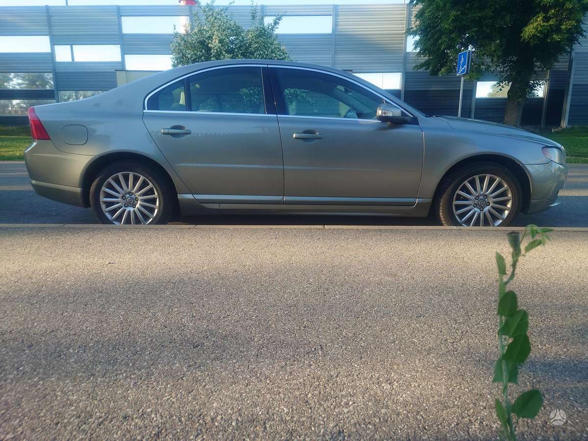 Volvo S80, 3.2 l., Седан