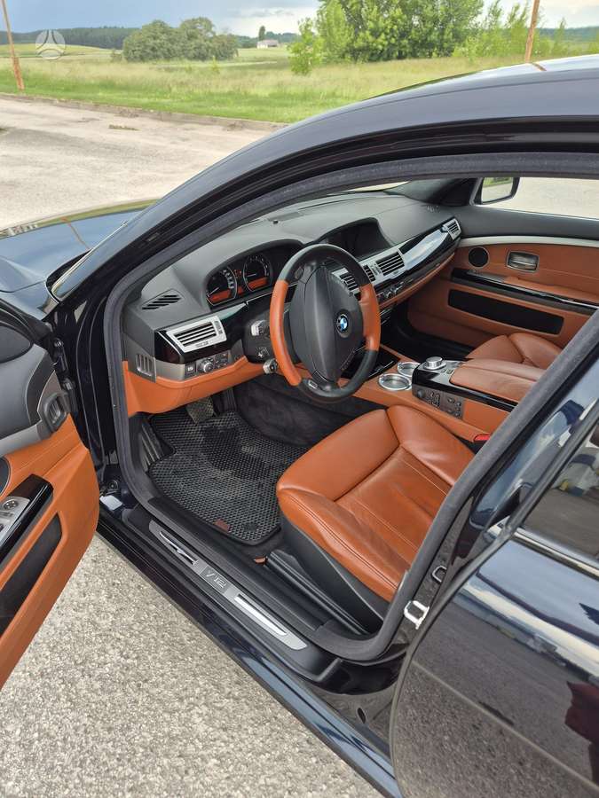 BMW 760, 6.0 l., Седан