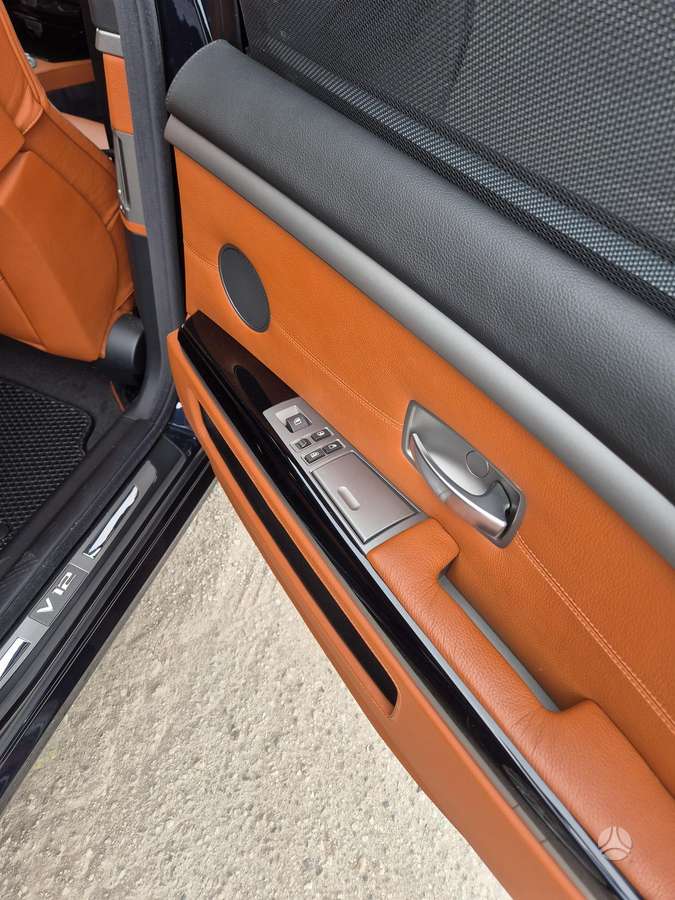 BMW 760, 6.0 l., Седан