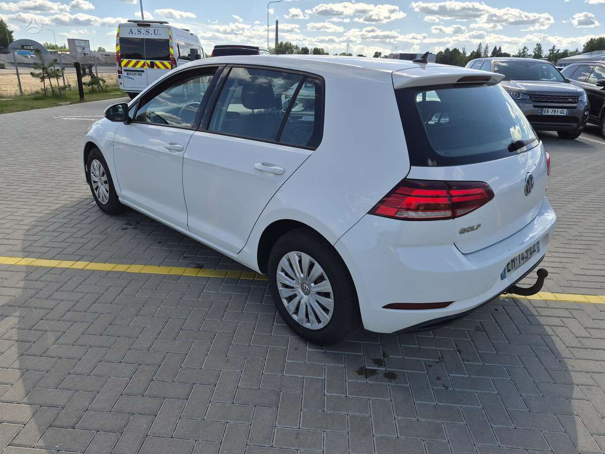 Volkswagen Golf - 7