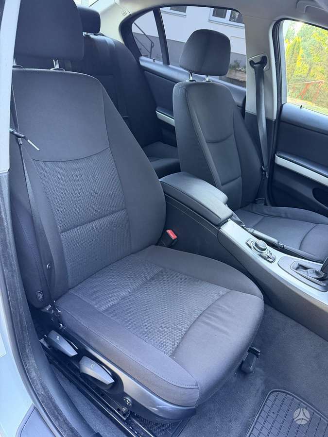 BMW 320, 2.0 l., Седан