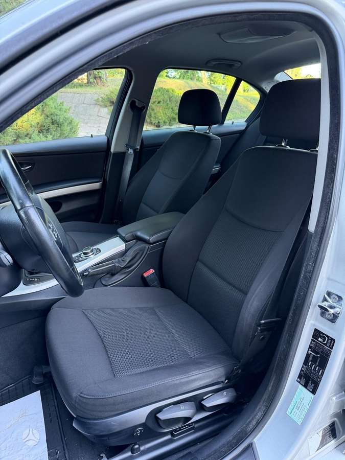 BMW 320, 2.0 l., Седан