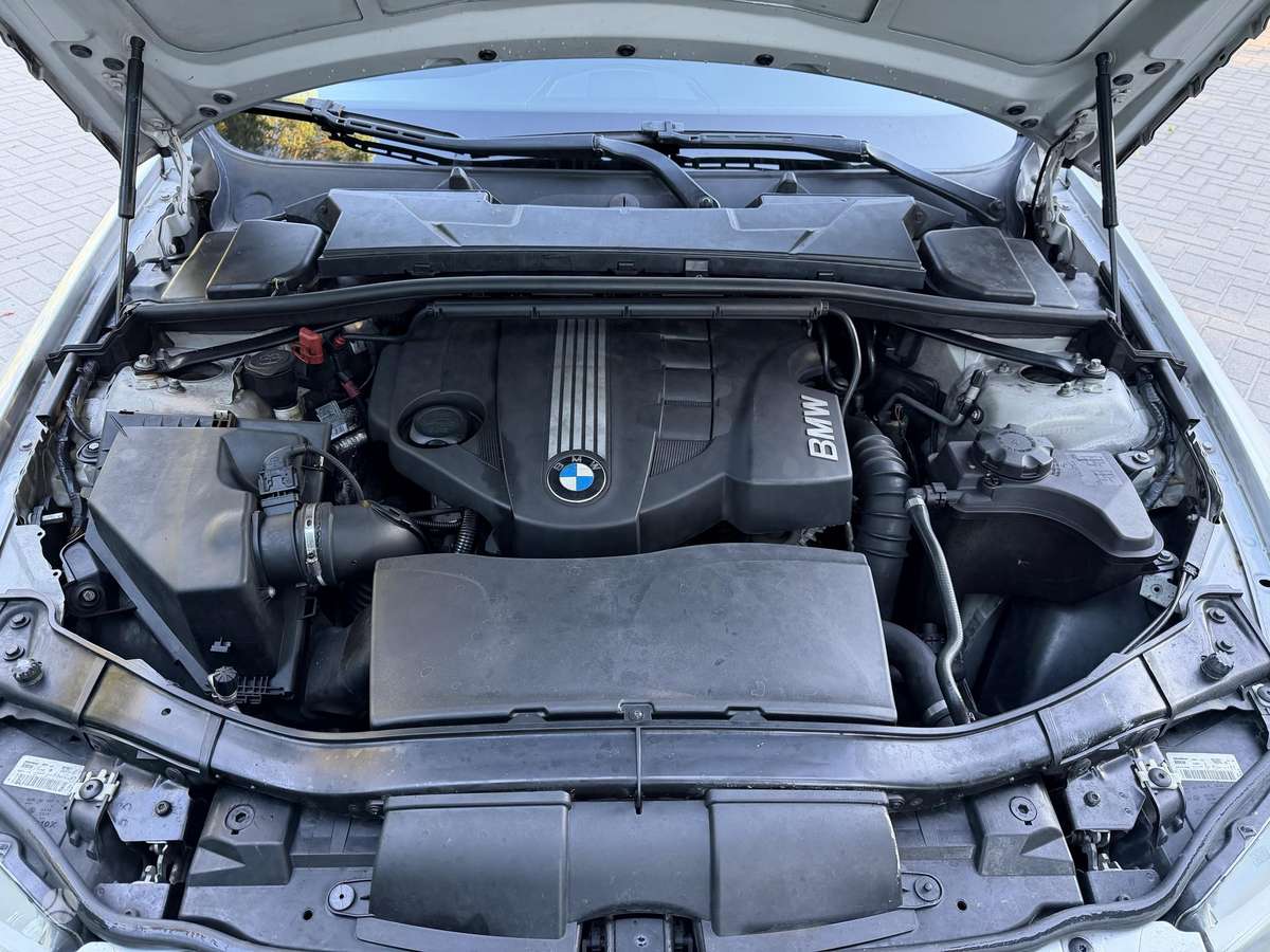 BMW 320, 2.0 l., Седан