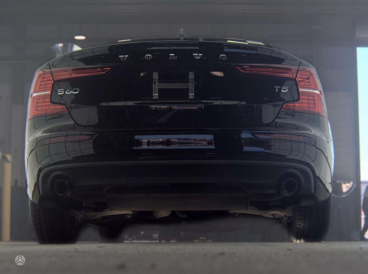 Volvo S60, 2.0 l., Седан