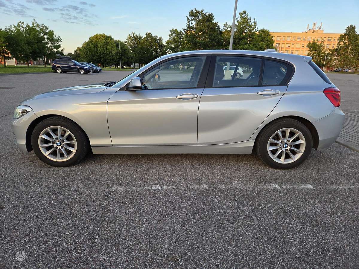 BMW 118, 1.5 l., Хэтчбек