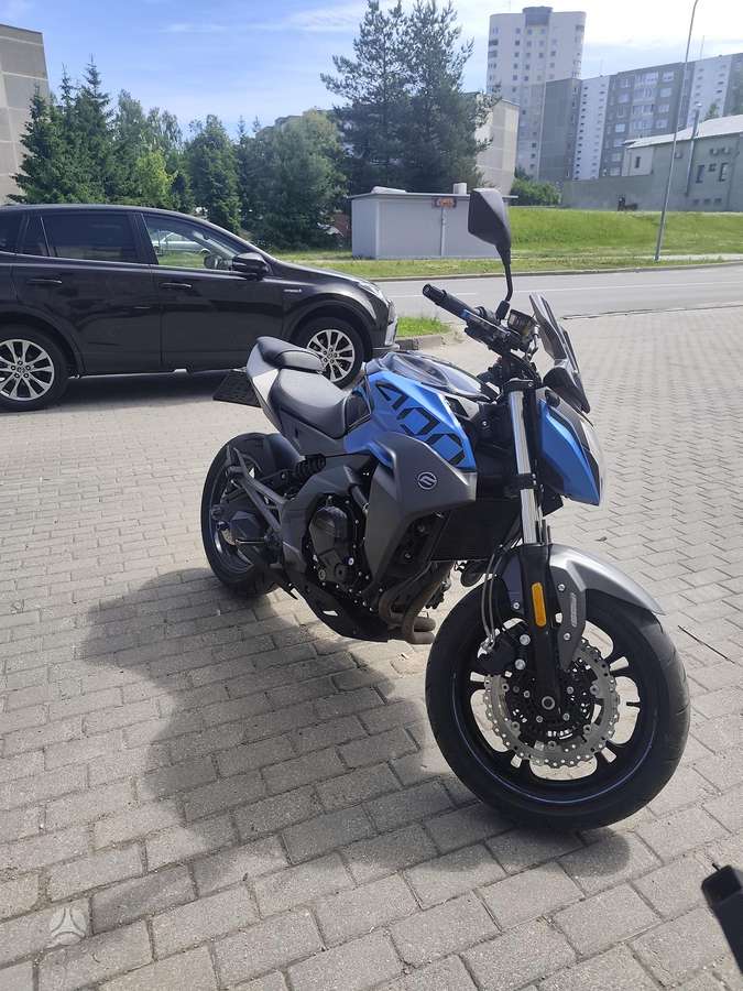 CFMOTO CF500A 400cc, street / classic