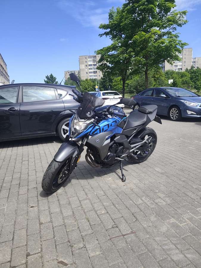 CFMOTO CF500A 400cc, street / classic