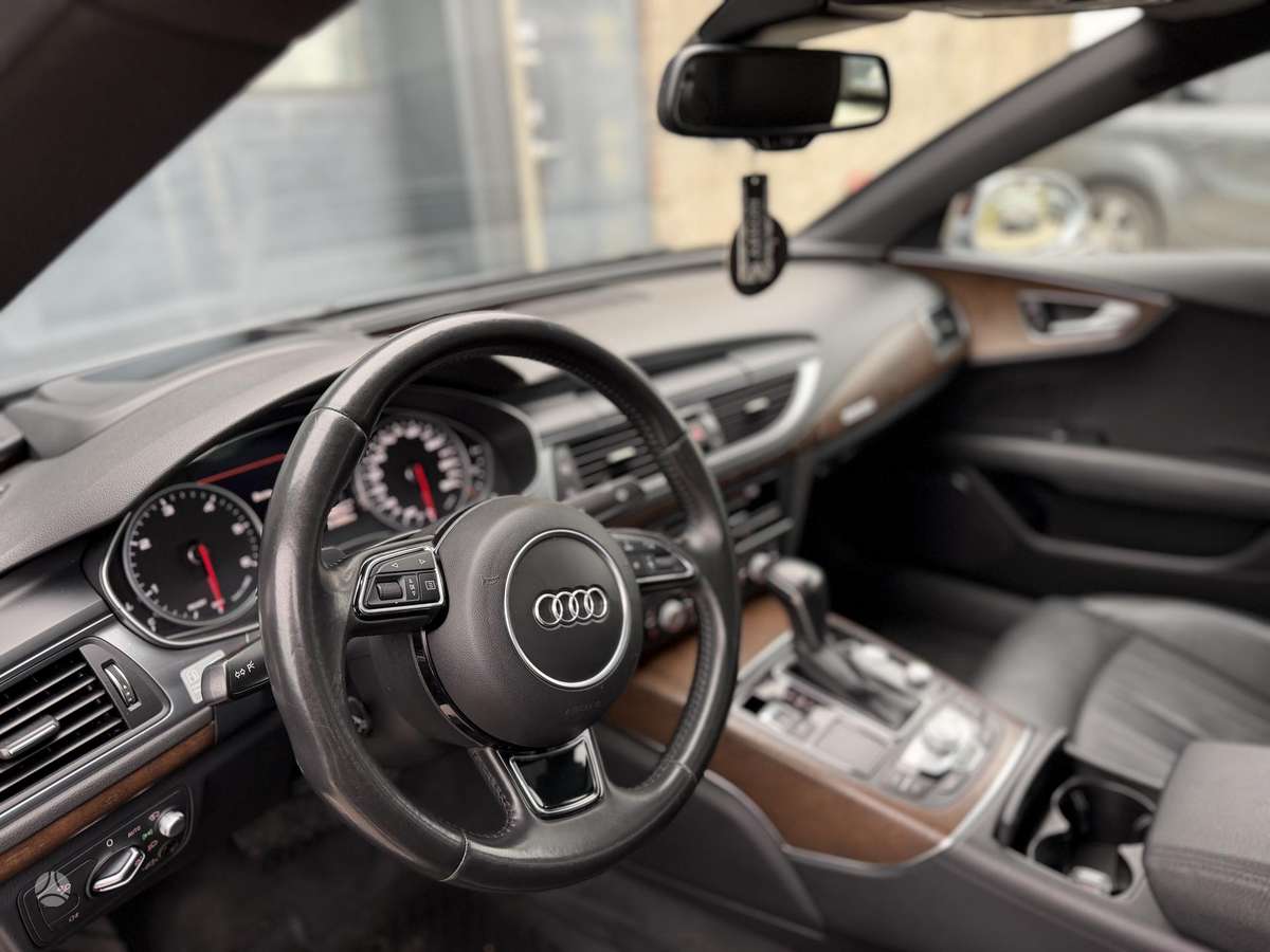 Audi A7, 3.0 l., sedanas