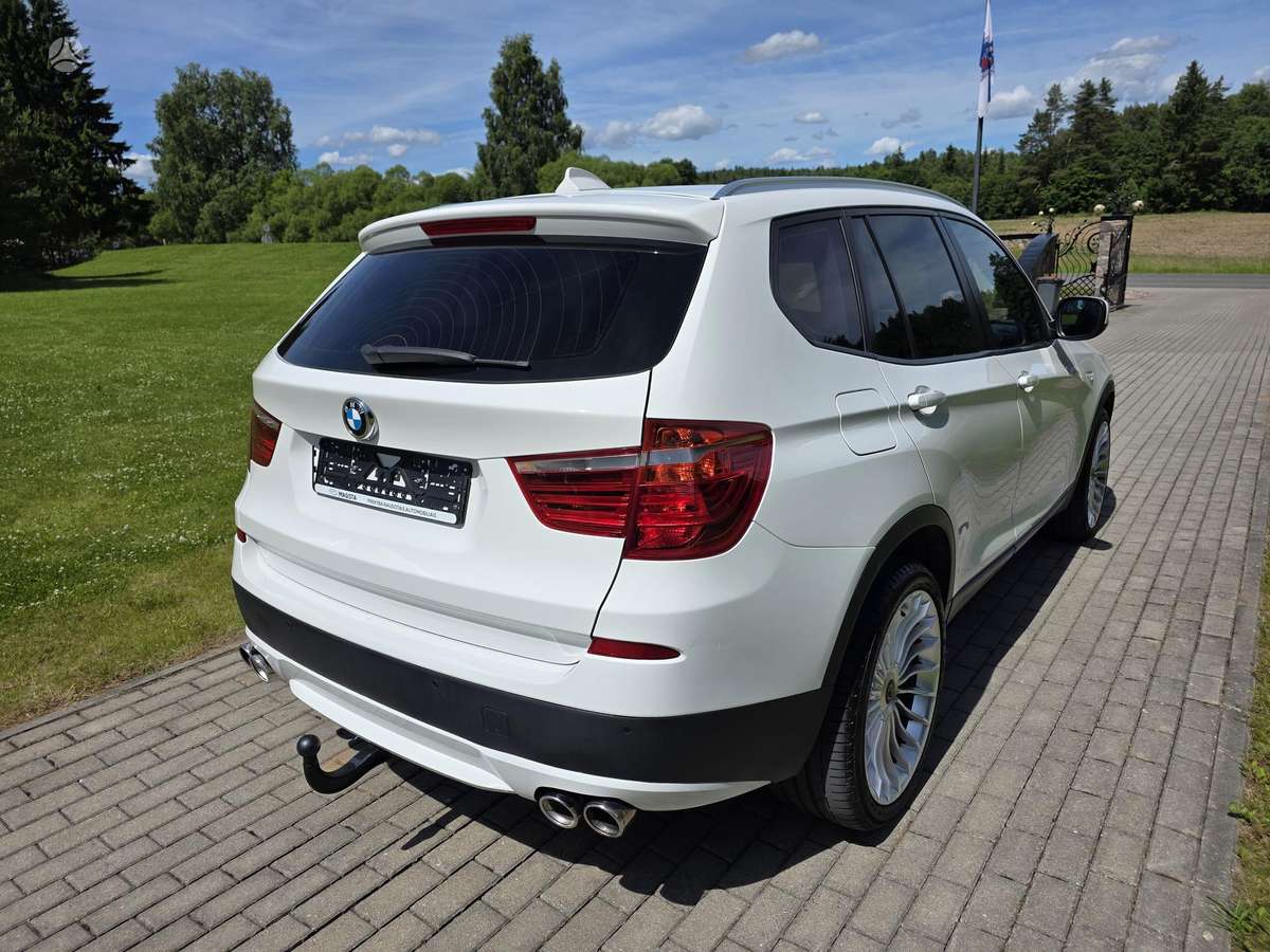 BMW X3, 3.0 l., off-road / crossover